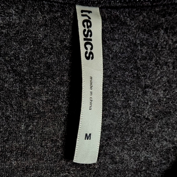 Tresics Long Sleeve Top - Picture 2 of 4